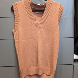 Sunday Best Peach Knit Sleeveless V-Neck Vest